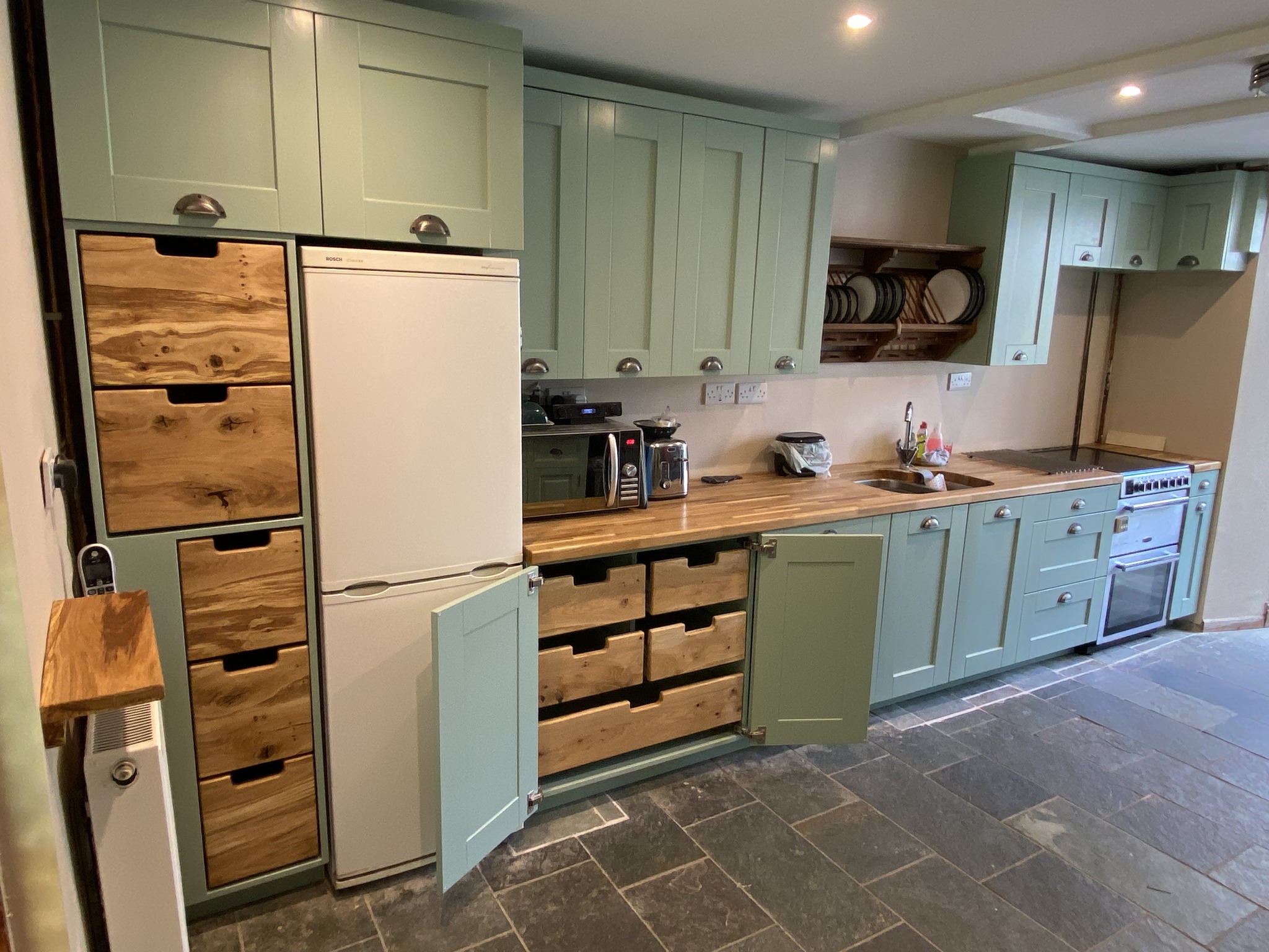 Cottage Kitchen with Oak Drawers